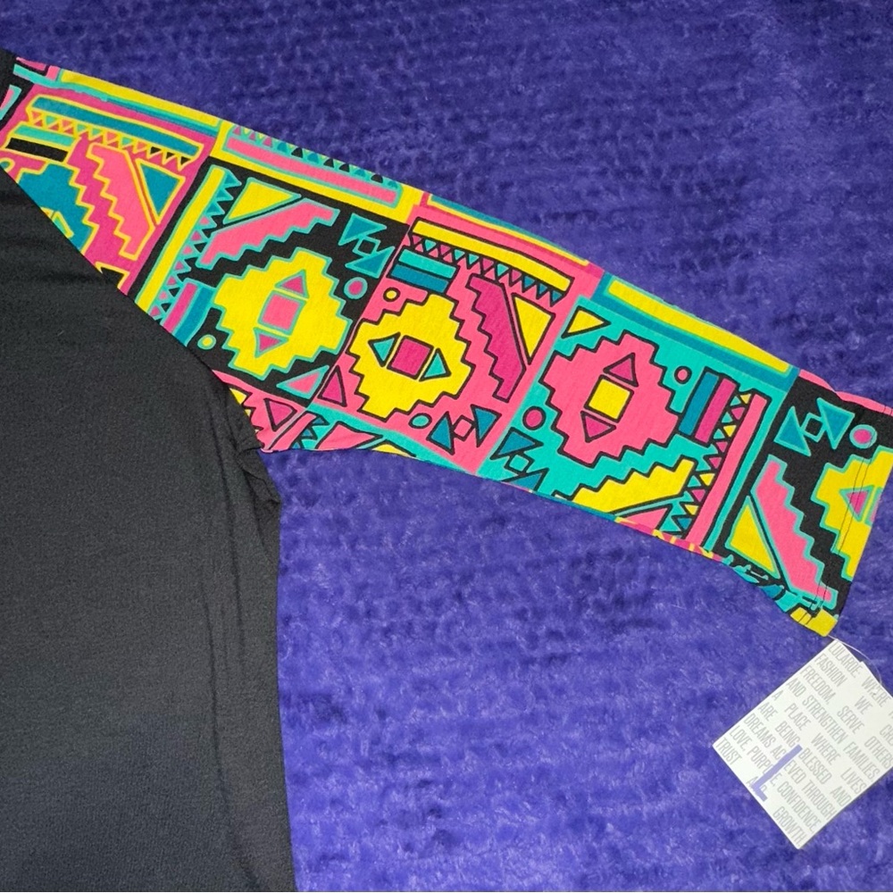 HTF VINTAGE Lularoe Randy Tee - Picture 2 of 7